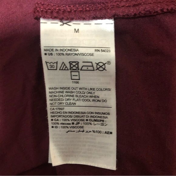 Old Navy Maroon Lace-Up V-Neck Tunic Top | Long Sleeve | Size M - Picture 4 of 4